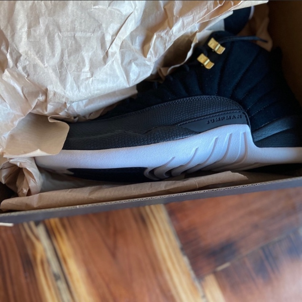 Retro 12s - Picture 2 of 3